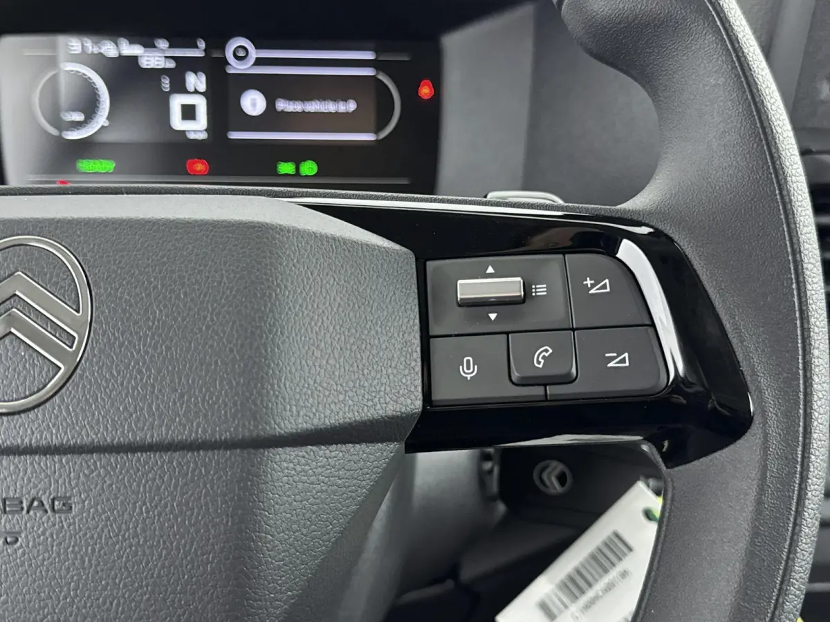 EV 75 KWh 136pk L2 | 0% Rente | 3-Persoons  | Parkeersensoren | Bluetooth