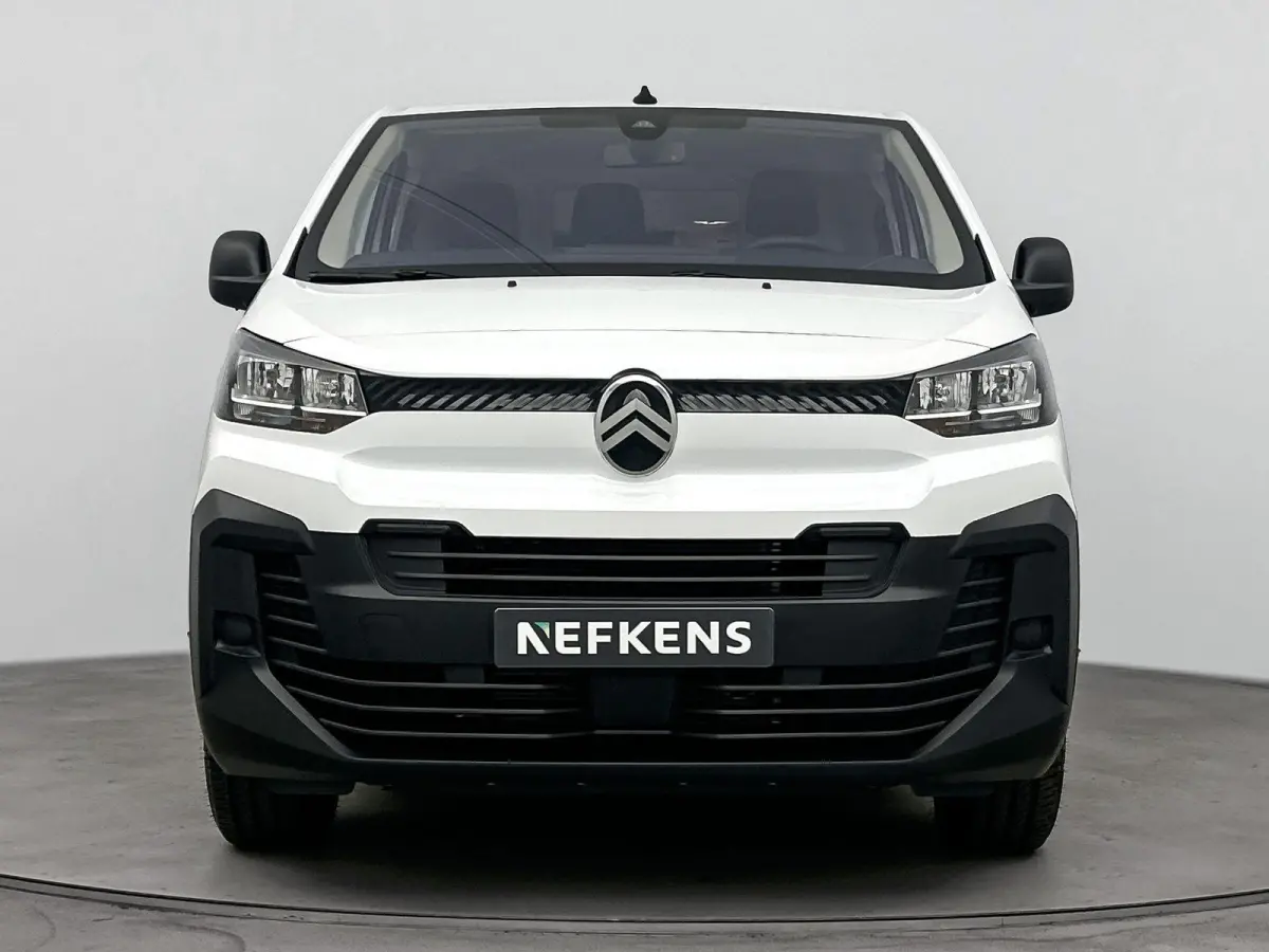 EV 75 KWh 136pk L2 | 0% Rente | 3-Persoons  | Parkeersensoren | Bluetooth