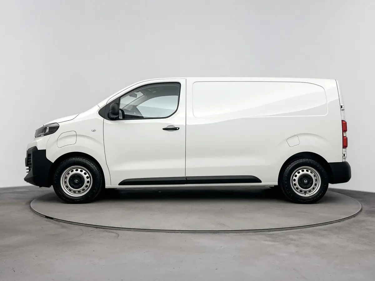 EV 75 KWh 136pk L2 | 0% Rente | 3-Persoons  | Parkeersensoren | Bluetooth