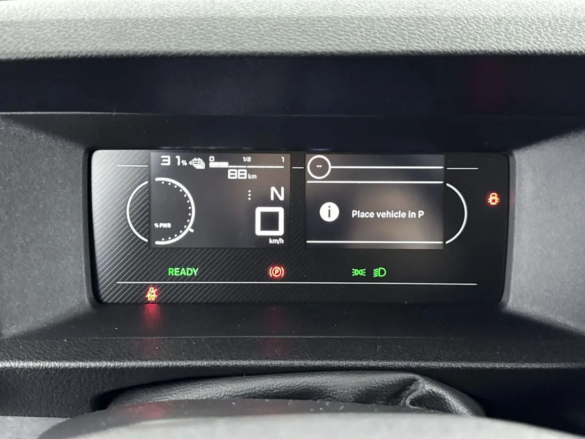 EV 75 KWh 136pk L2 | 0% Rente | 3-Persoons  | Parkeersensoren | Bluetooth