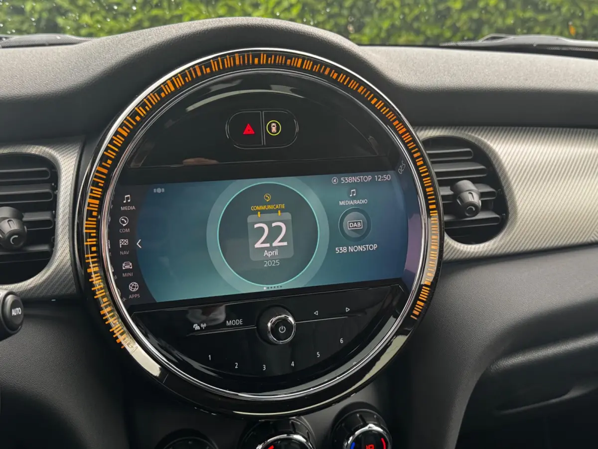 Mini YOURS SE ELEKTRIC LEDER PANORAMADAK STOELVERWARMING ADAPTICE CRUISE