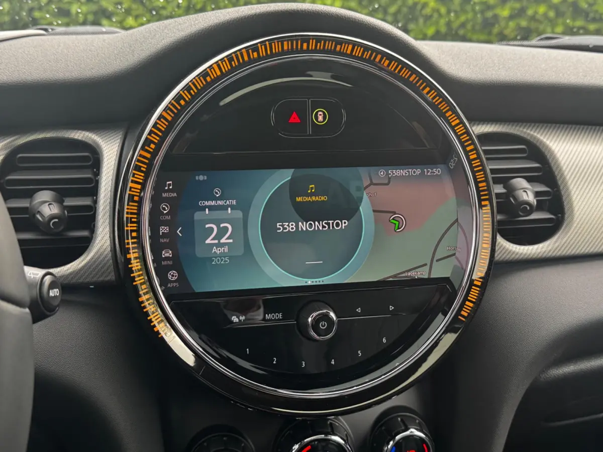 Mini YOURS SE ELEKTRIC LEDER PANORAMADAK STOELVERWARMING ADAPTICE CRUISE