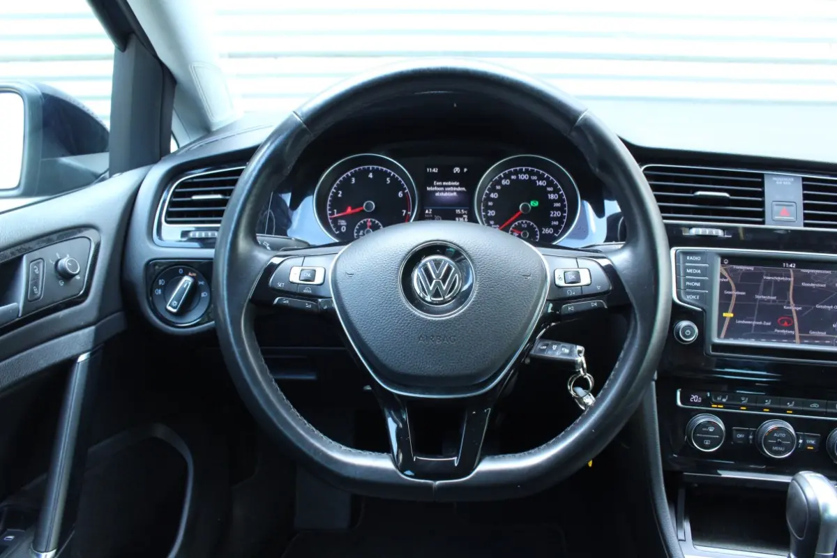 1.4 TSI DSG Highline CARPLAY MASSAGE XENON LEER STUURVW NAV '16
