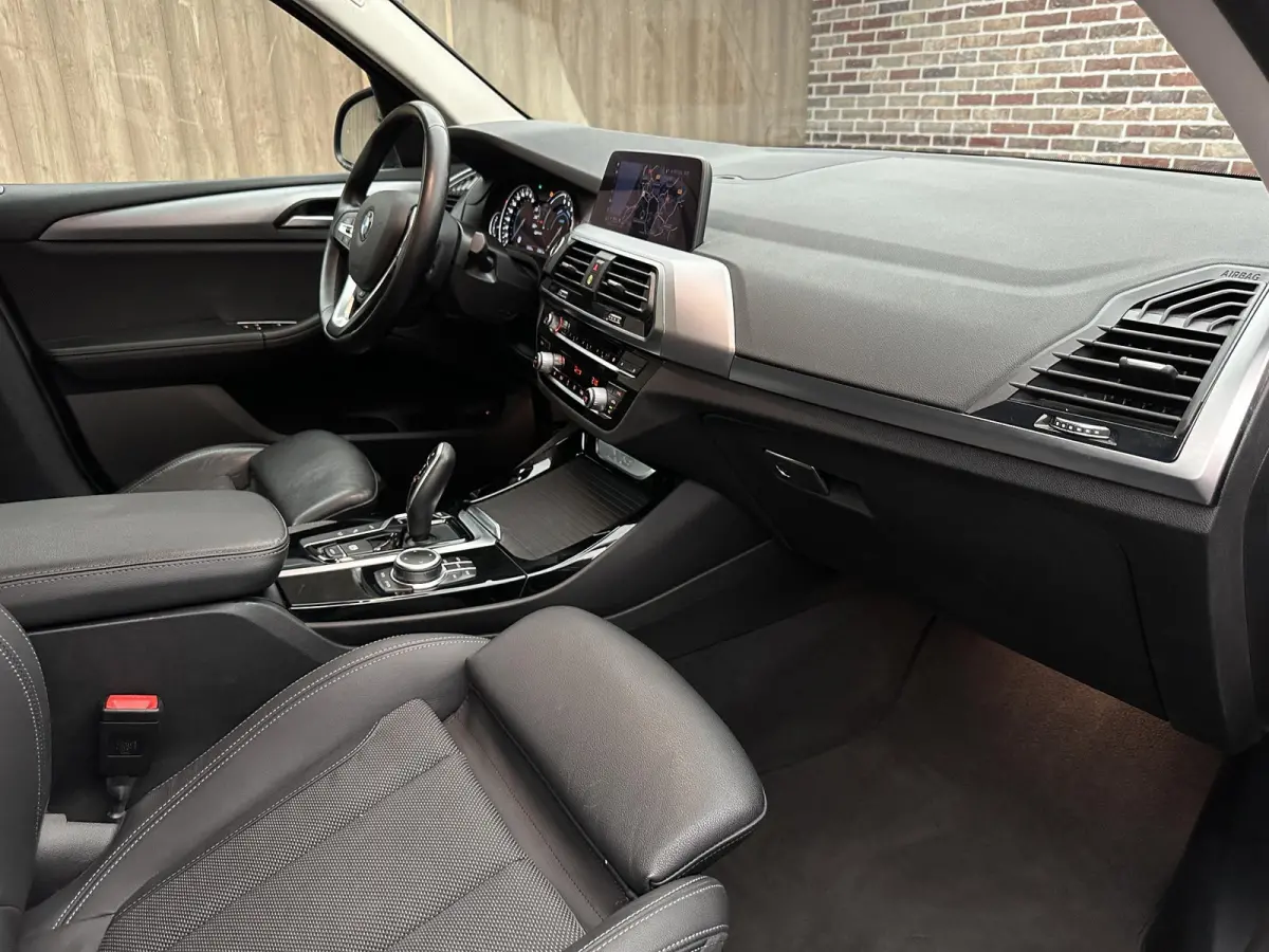 xDrive30e eDrive Edition | Head-up| CarPlay| Stuurverwarming|