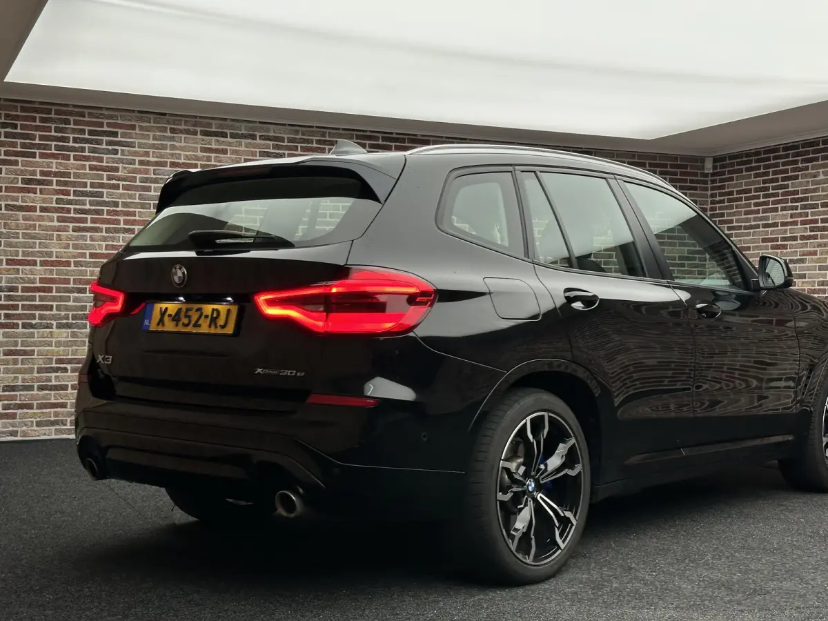 xDrive30e eDrive Edition | Head-up| CarPlay| Stuurverwarming|