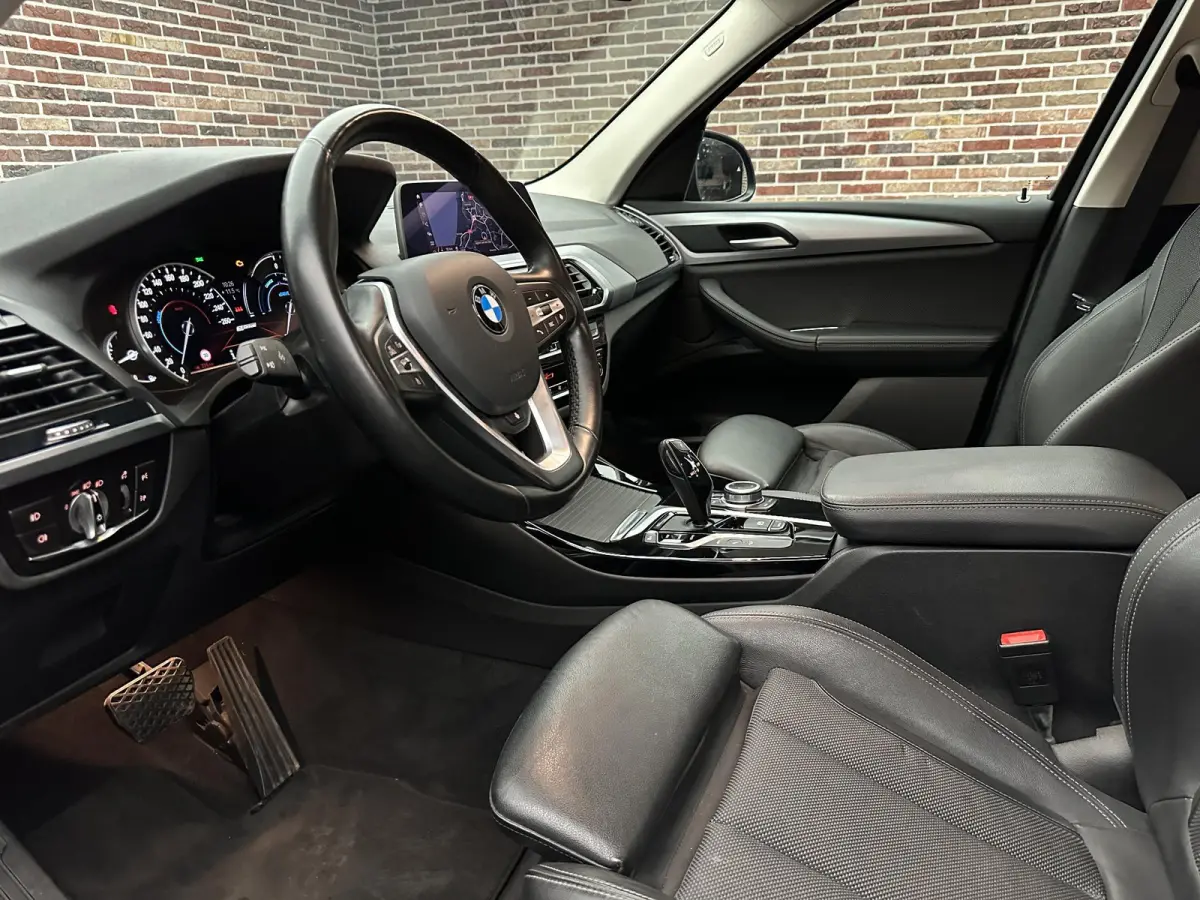 xDrive30e eDrive Edition | Head-up| CarPlay| Stuurverwarming|