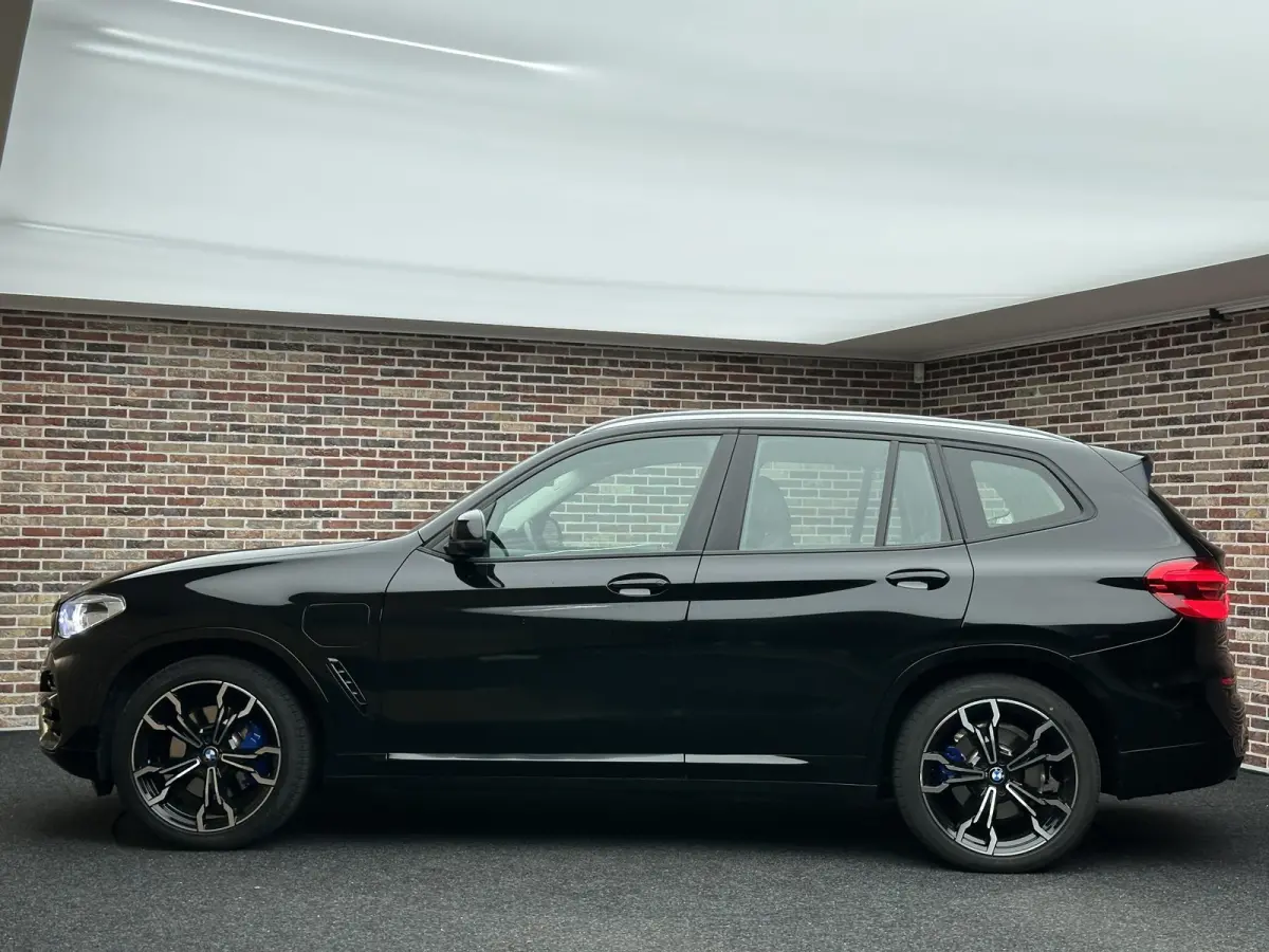 xDrive30e eDrive Edition | Head-up| CarPlay| Stuurverwarming|