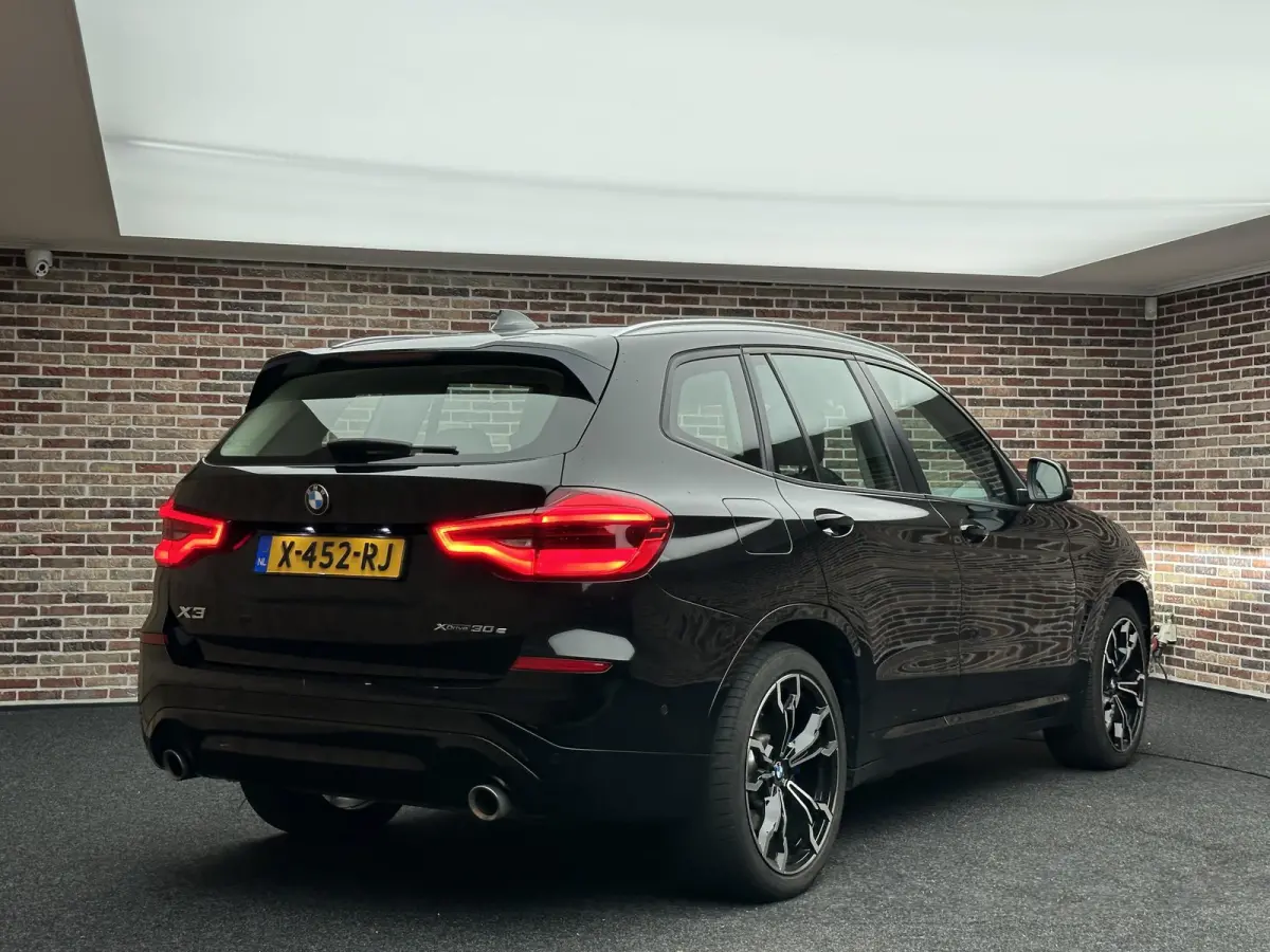 xDrive30e eDrive Edition | Head-up| CarPlay| Stuurverwarming|