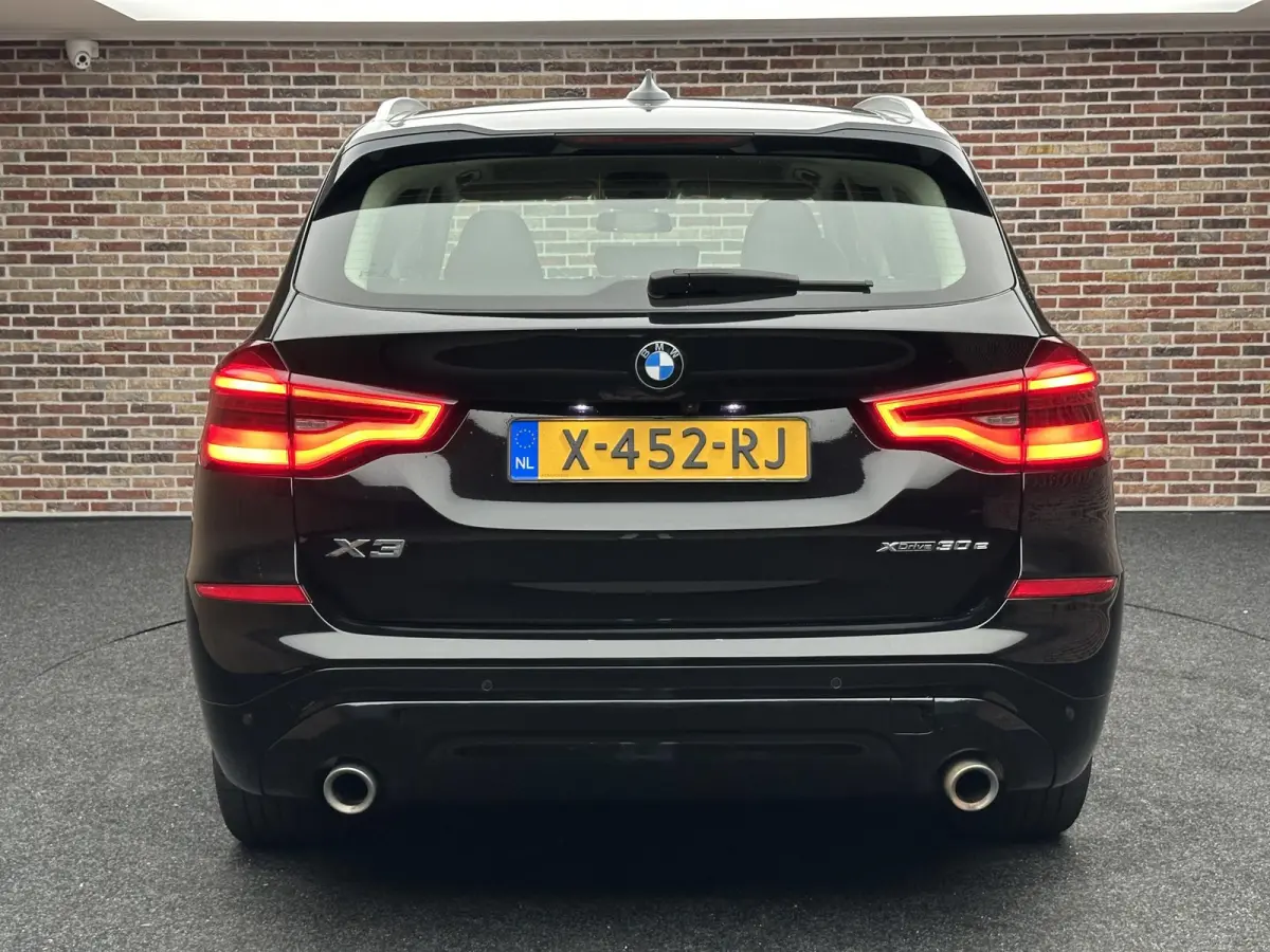xDrive30e eDrive Edition | Head-up| CarPlay| Stuurverwarming|