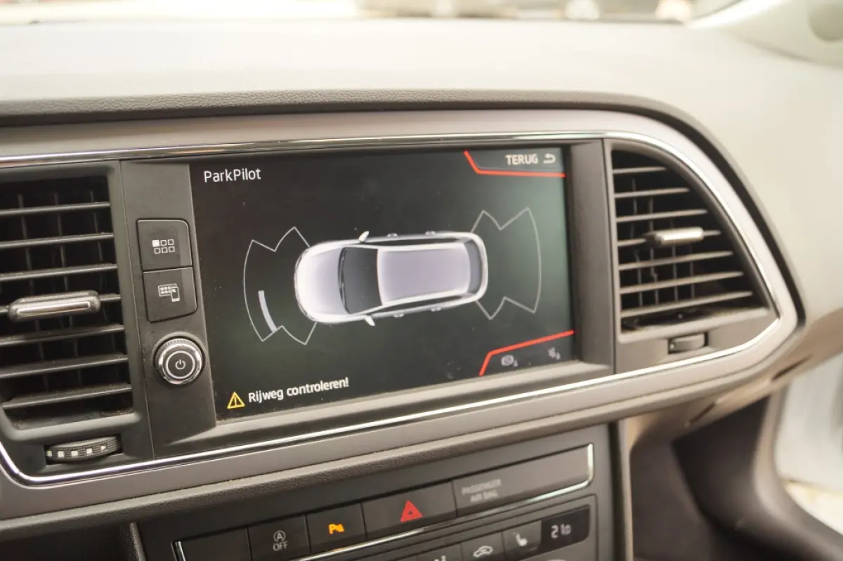 1.6 TDI 115pk Style -NAVI-ECC-PDC-