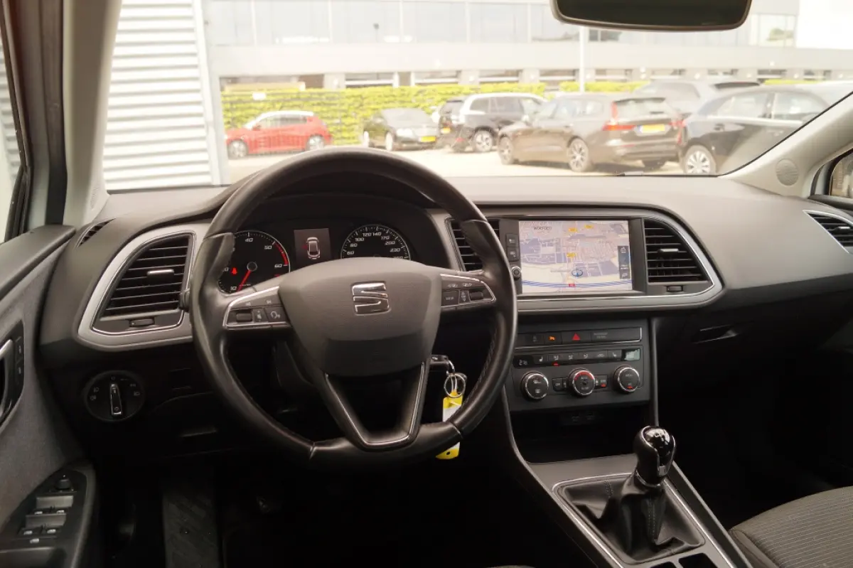 1.6 TDI 115pk Style -NAVI-ECC-PDC-