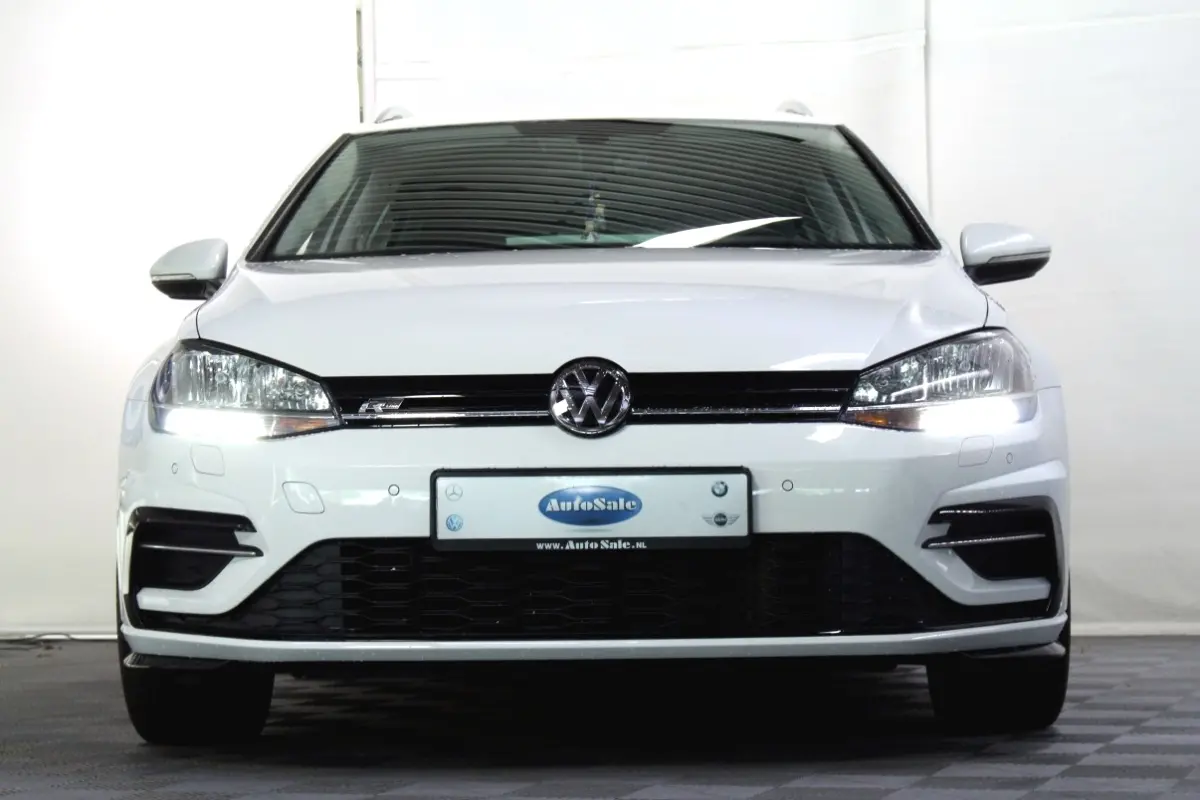 1.5 TSI R-Line 1eEIGNR! NAV BT STOELVW PDC '19