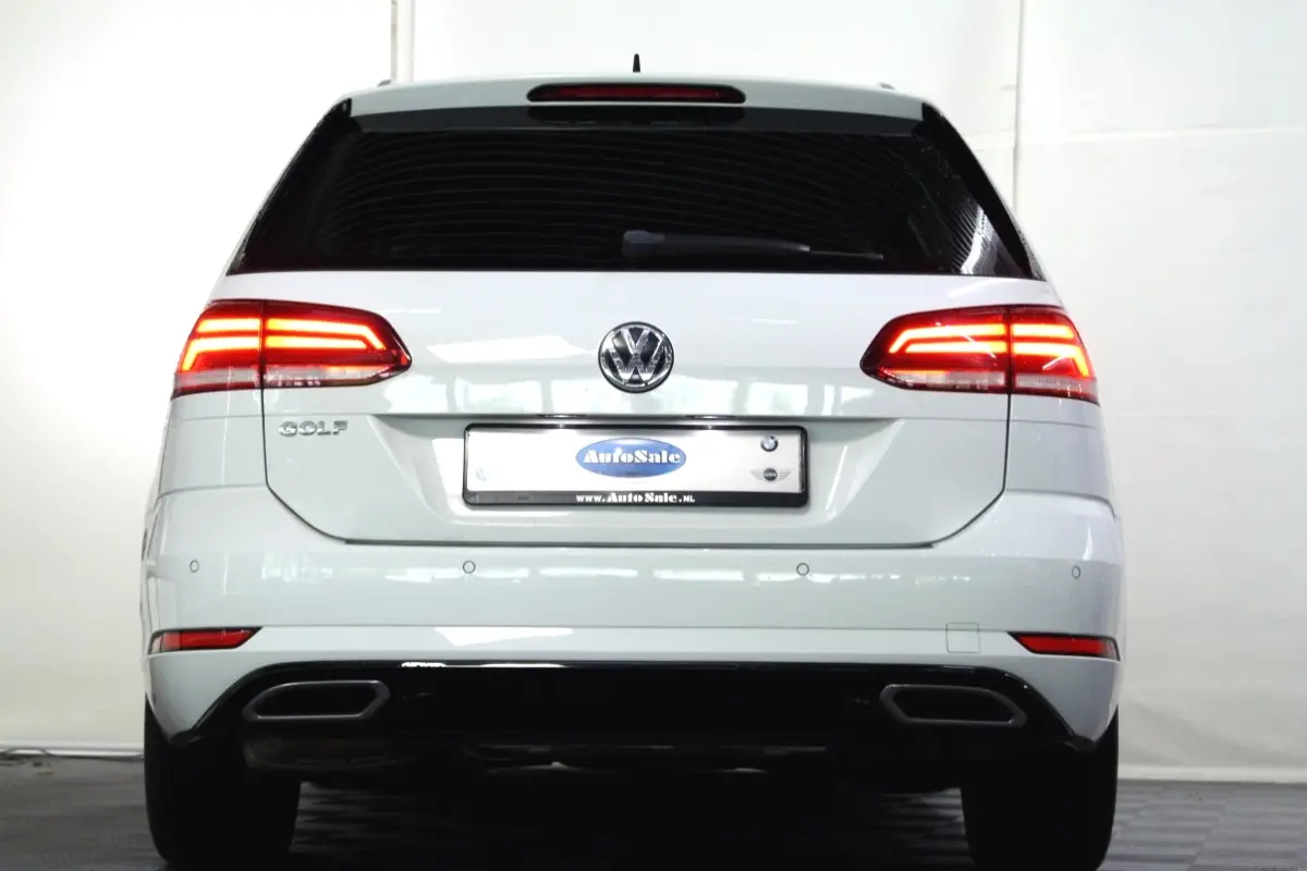1.5 TSI R-Line 1eEIGNR! NAV BT STOELVW PDC '19