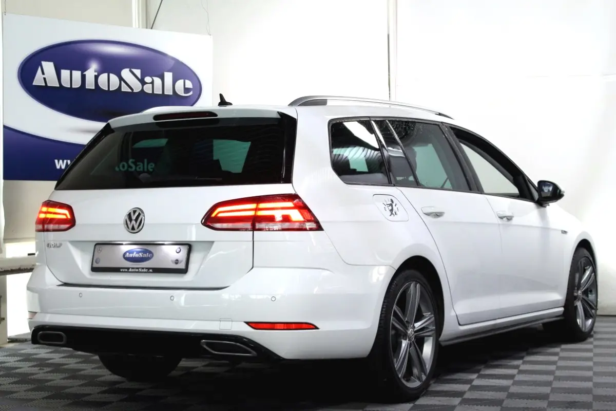 1.5 TSI R-Line 1eEIGNR! NAV BT STOELVW PDC '19