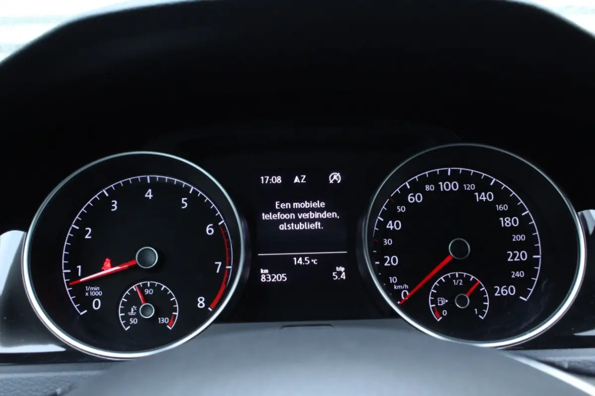 1.5 TSI R-Line 1eEIGNR! NAV BT STOELVW PDC '19