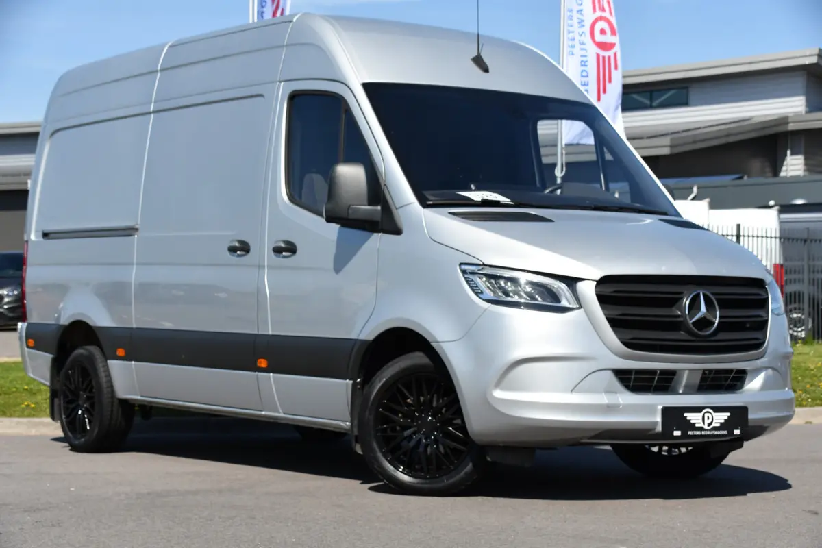 V6 319 3.0 CDI L2H2 PB Edition Camera, Cruise, Carplay, Stoelverwarming, Multimedia, LED, Automaat, Standkache, UNIEK!