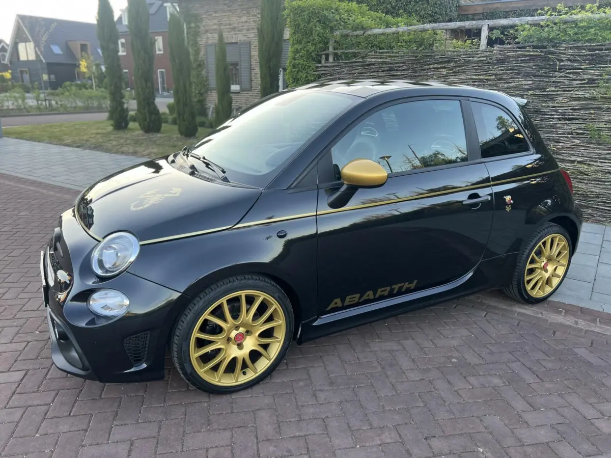 scorpioneoro Abarth Turismo 70th Anniversary 1/2000