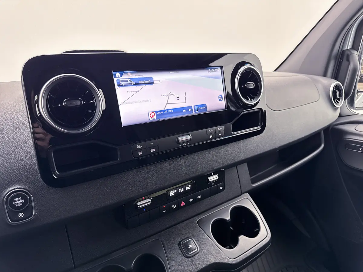 317 1.9 CDI L3H2 Navigatie Elektrische schuifdeur Adaptieve cruise control LED Achteruitrijcamera Betimmering Adaptieve Cruise Control