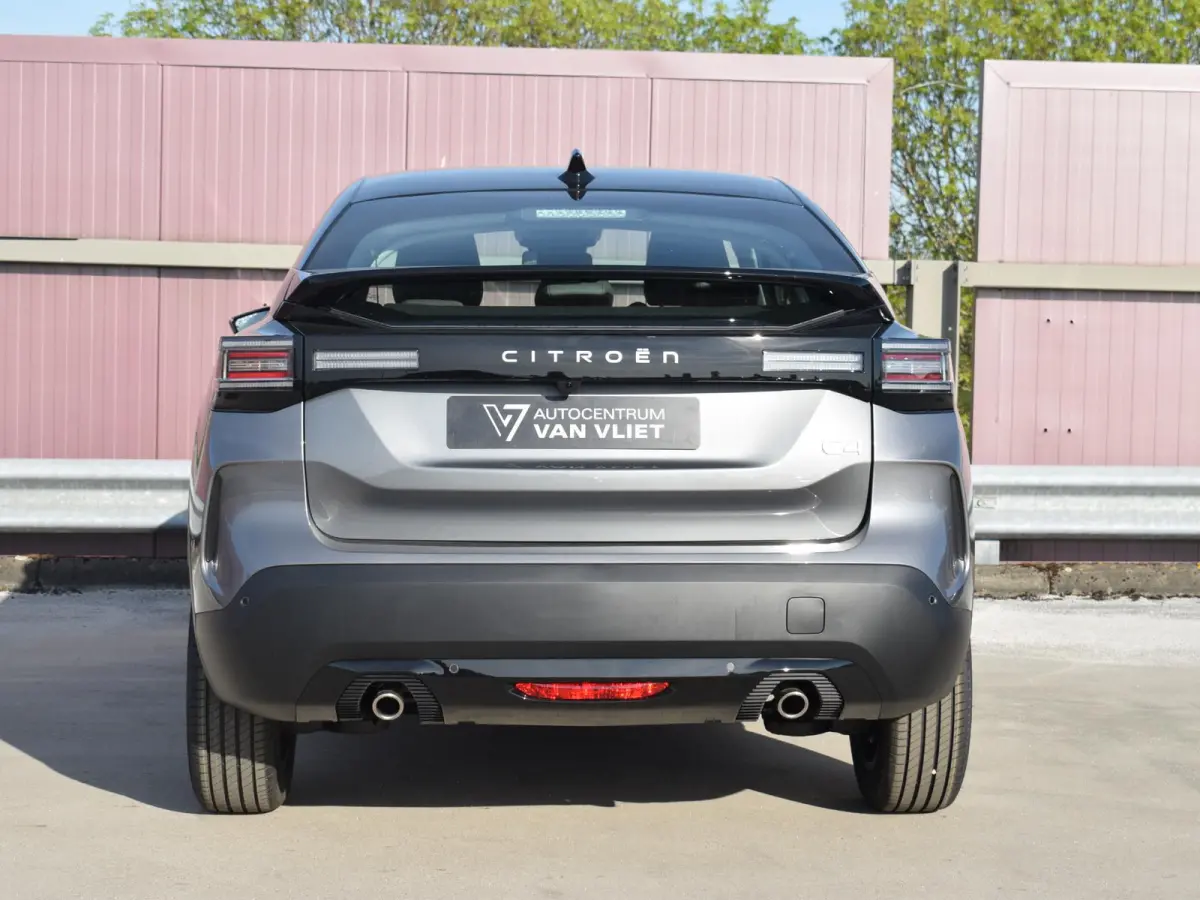 1.2 Hybrid 136 Business | STOELVERWARMING | ADAPTIEVE CRUISE CONTROL | CAMERA + SENSOREN | NAVIGATIE