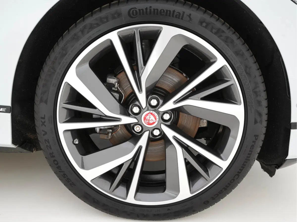 EV400 HSE First Edition AWD (SoH-91%} (INCL-BTW) Aut. *HEATPUMP | DIGI-COCKPIT | MATRIX-LED | MICROFIBRE | MERIDIAN-AUDIO | TOPVIEW | KEYLESS | LANE-ASSIST | BLINDSPOT | CRUISE | DAB | MEMOR