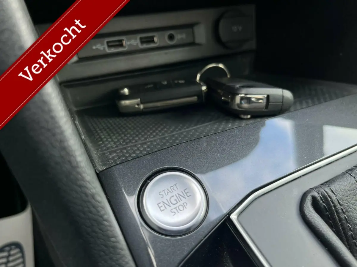 1.5 TSI ACT R-line Trekhaak Pano DSG camera Dodehoek