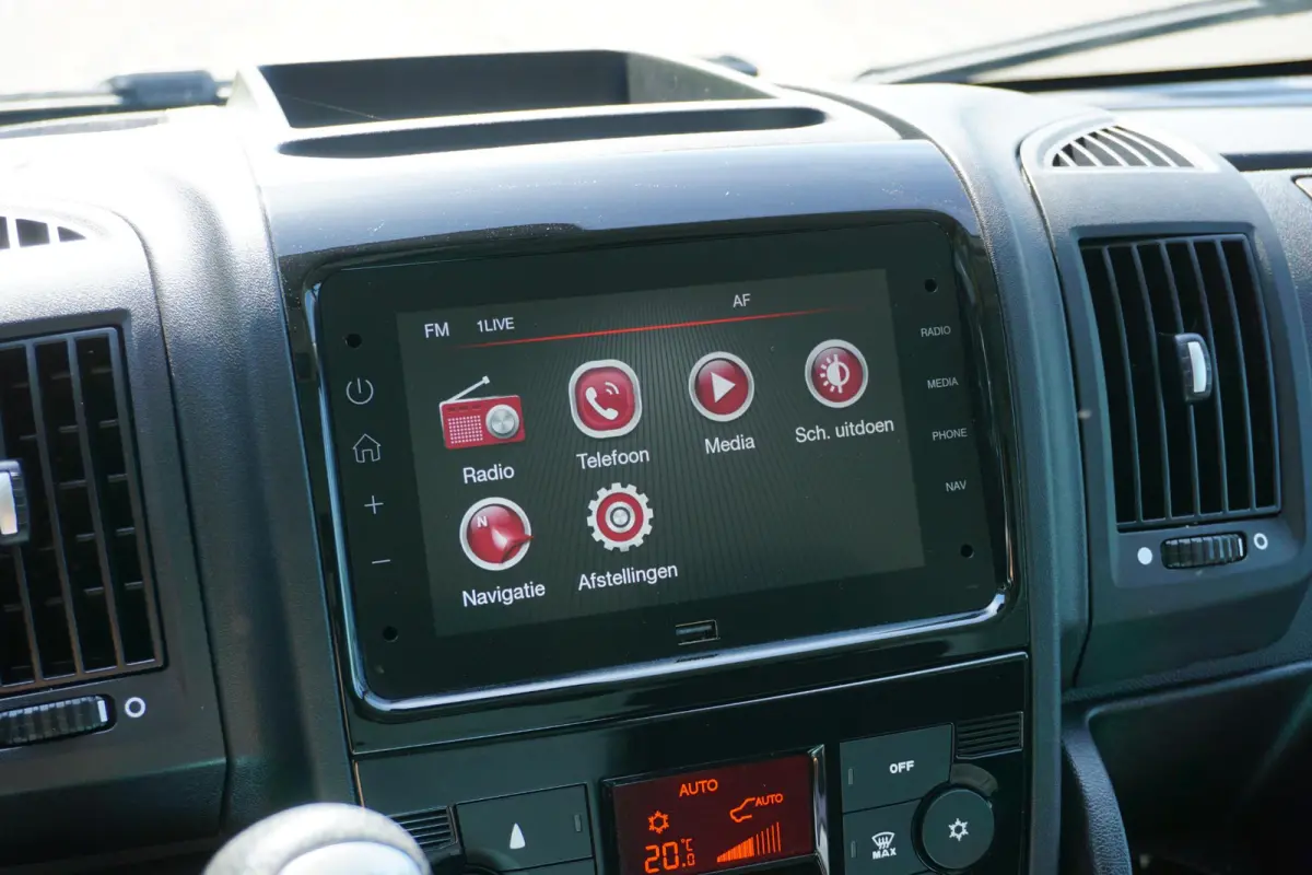 3.5T L3H2 47 kWh met Snellaad functie |Navigatie |Climate Control |Achteruitrijcamera |LED |DAB+ |Airbags voor en zijkant |Nieuwstaat |Expeditie grijs |Laadruimte volledig bekleed | VOL VOL 