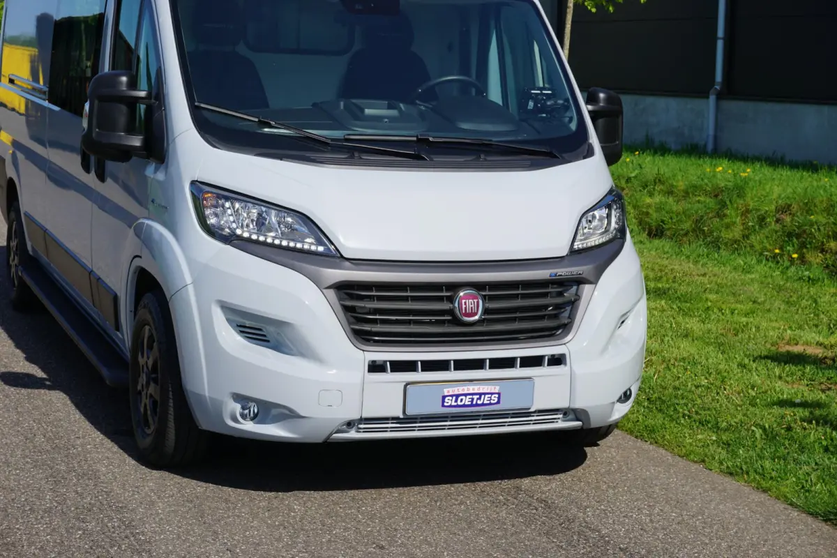 3.5T L3H2 47 kWh met Snellaad functie |Navigatie |Climate Control |Achteruitrijcamera |LED |DAB+ |Airbags voor en zijkant |Nieuwstaat |Expeditie grijs |Laadruimte volledig bekleed | VOL VOL 
