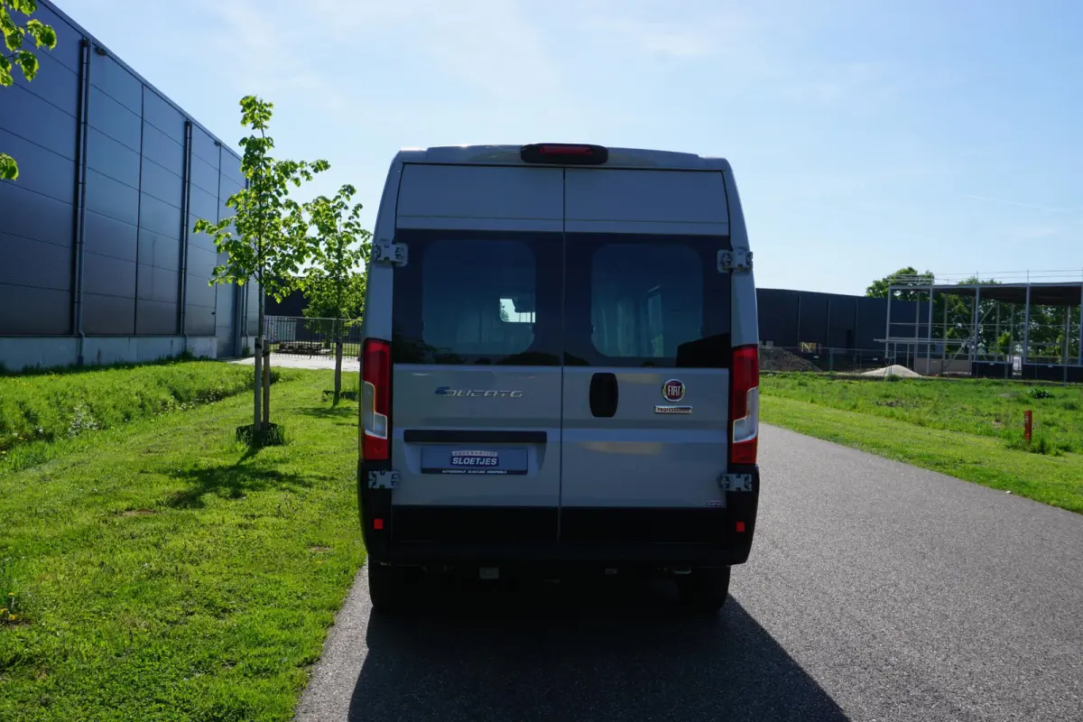 3.5T L3H2 47 kWh met Snellaad functie |Navigatie |Climate Control |Achteruitrijcamera |LED |DAB+ |Airbags voor en zijkant |Nieuwstaat |Expeditie grijs |Laadruimte volledig bekleed | VOL VOL 