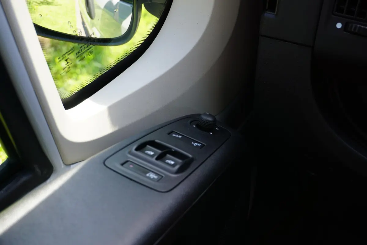 3.5T L3H2 47 kWh met Snellaad functie |Navigatie |Climate Control |Achteruitrijcamera |LED |DAB+ |Airbags voor en zijkant |Nieuwstaat |Expeditie grijs |Laadruimte volledig bekleed | VOL VOL 