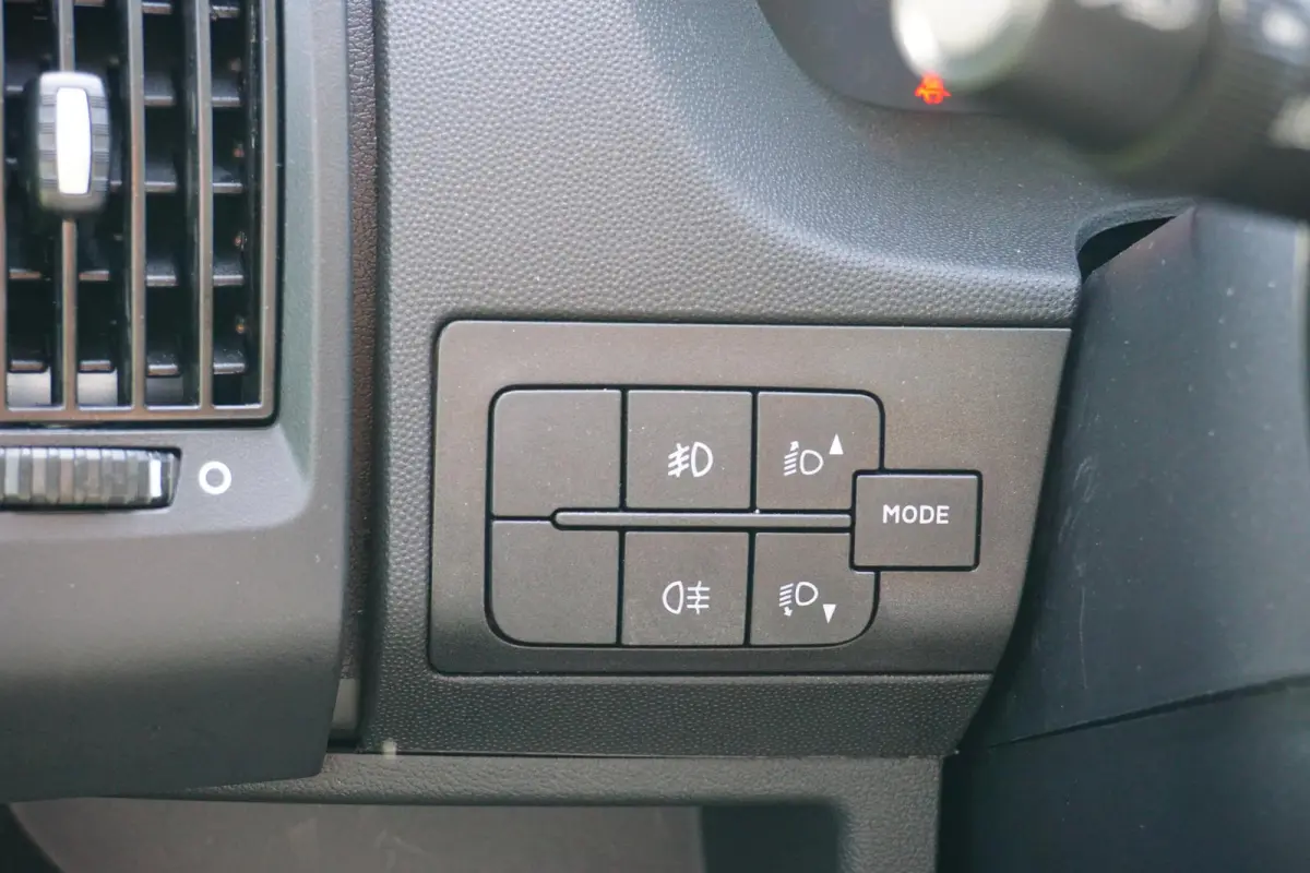 3.5T L3H2 47 kWh met Snellaad functie |Navigatie |Climate Control |Achteruitrijcamera |LED |DAB+ |Airbags voor en zijkant |Nieuwstaat |Expeditie grijs |Laadruimte volledig bekleed | VOL VOL 