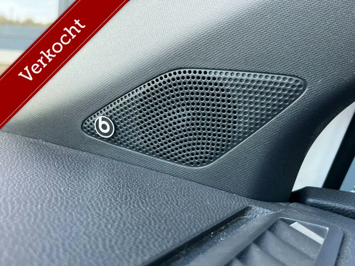 1.0 TSI Pano Keyless Led navi Nieuwstaat!