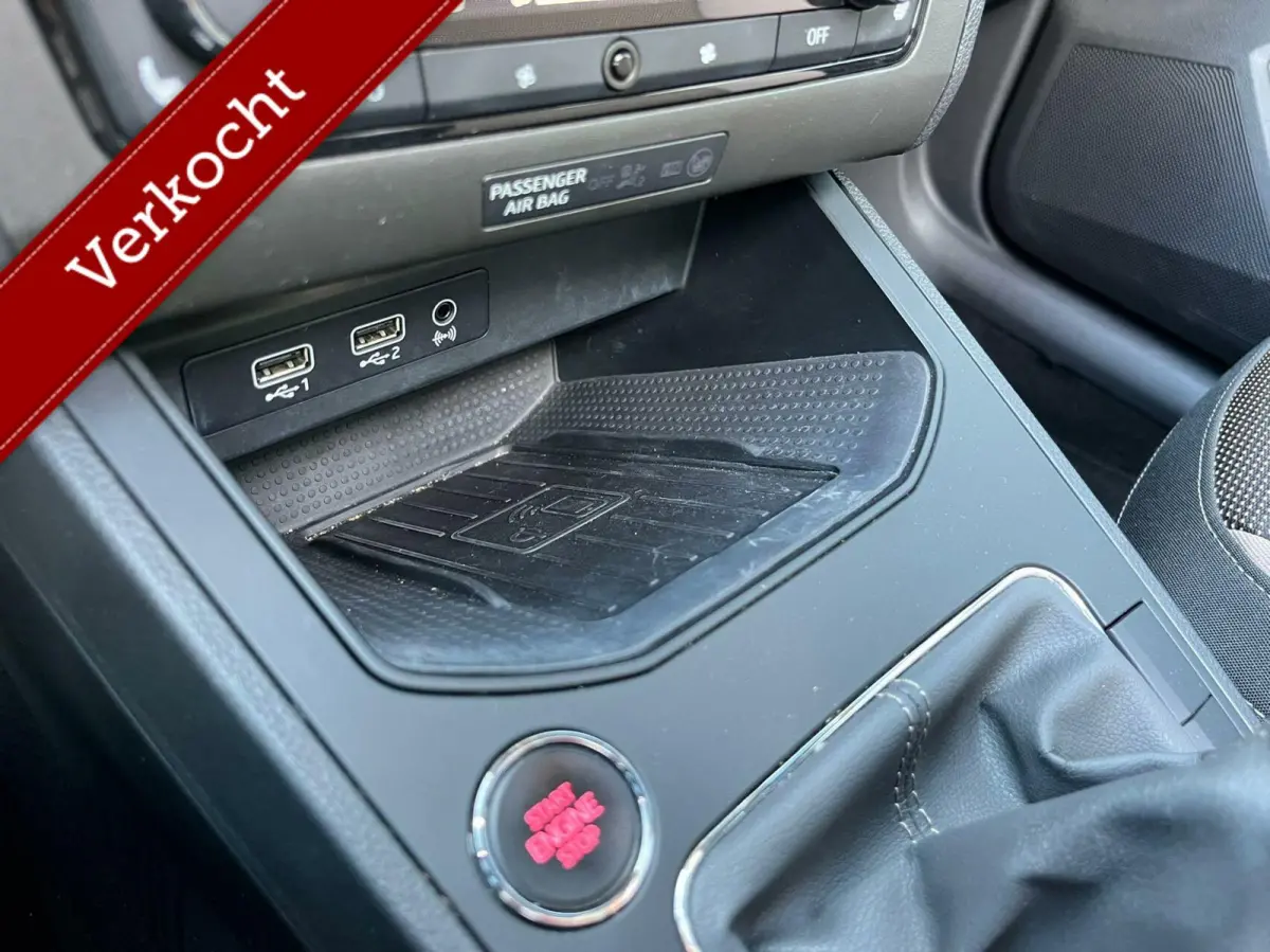 1.0 TSI Pano Keyless Led navi Nieuwstaat!