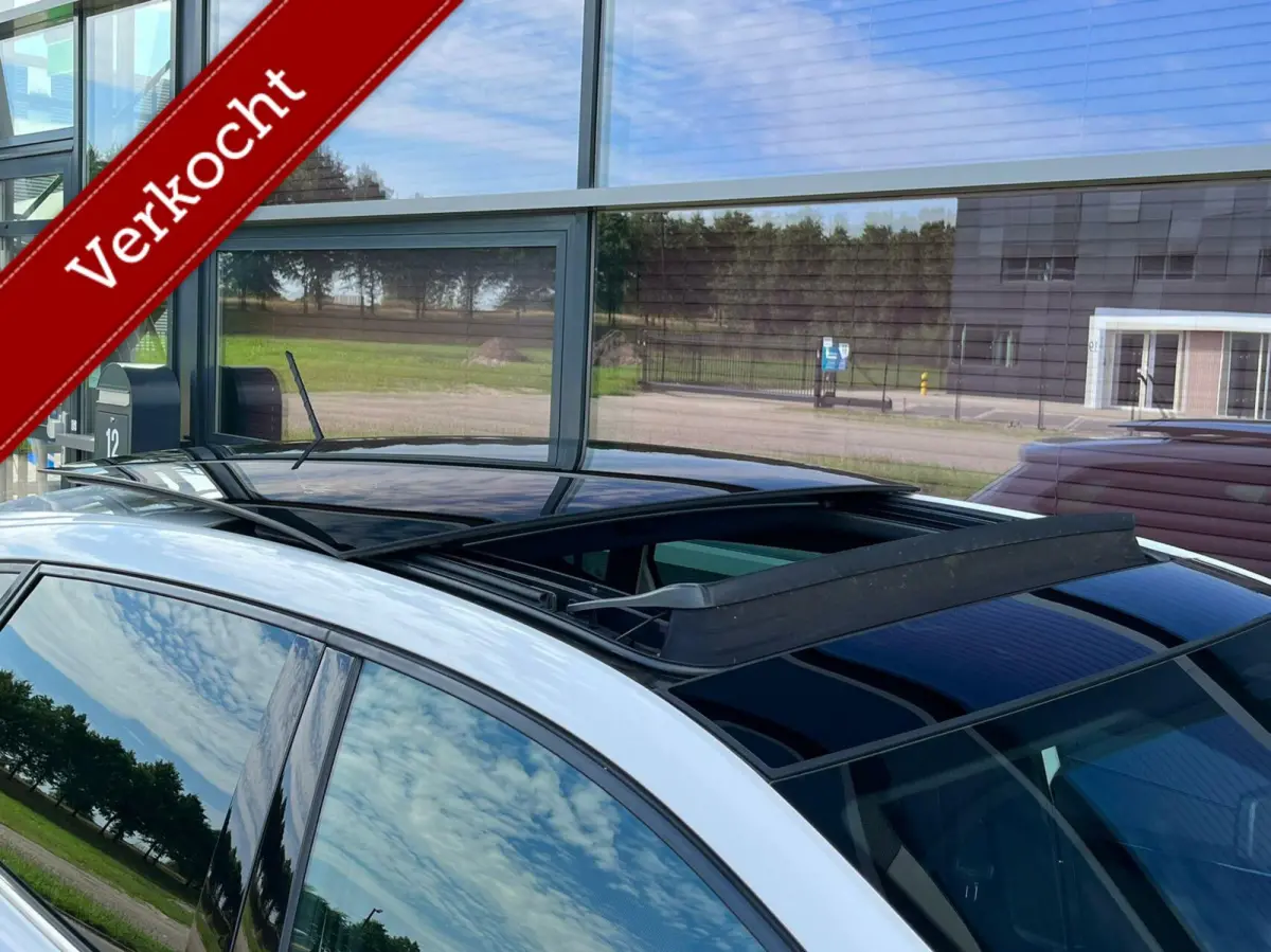 1.0 TSI Pano Keyless Led navi Nieuwstaat!