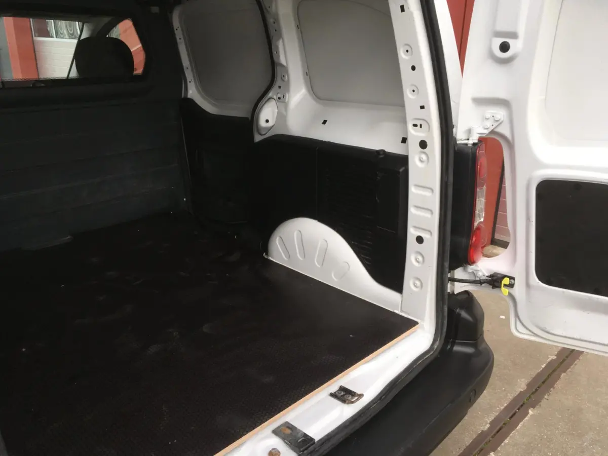 1.6 BlueHDI 75 Comfort