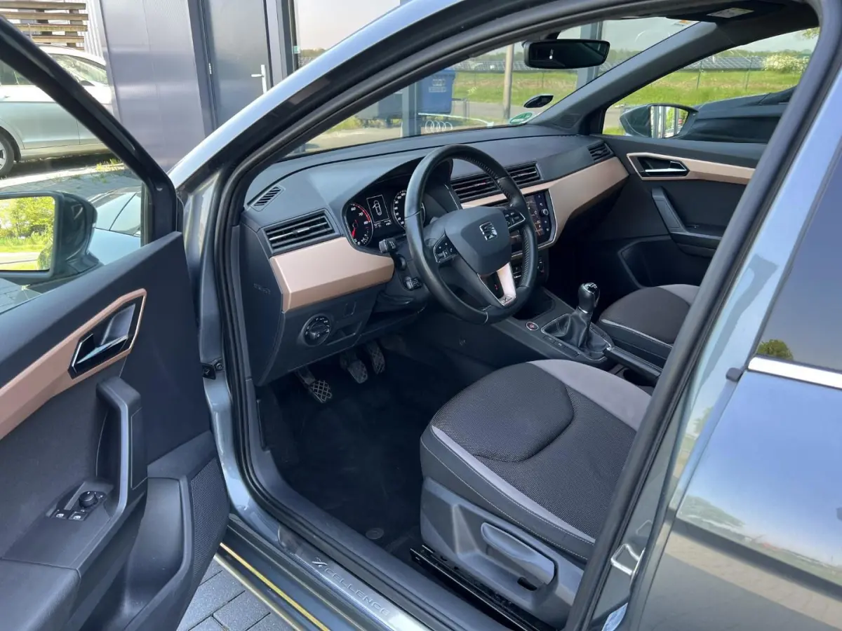1.0 TSI Excellence Navi Keyless Clima Stoelverw