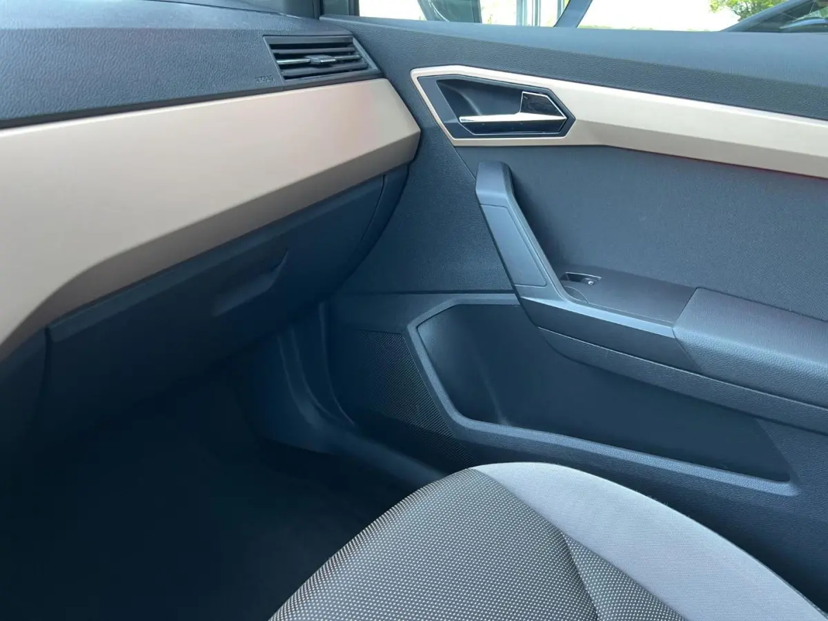1.0 TSI Excellence Navi Keyless Clima Stoelverw