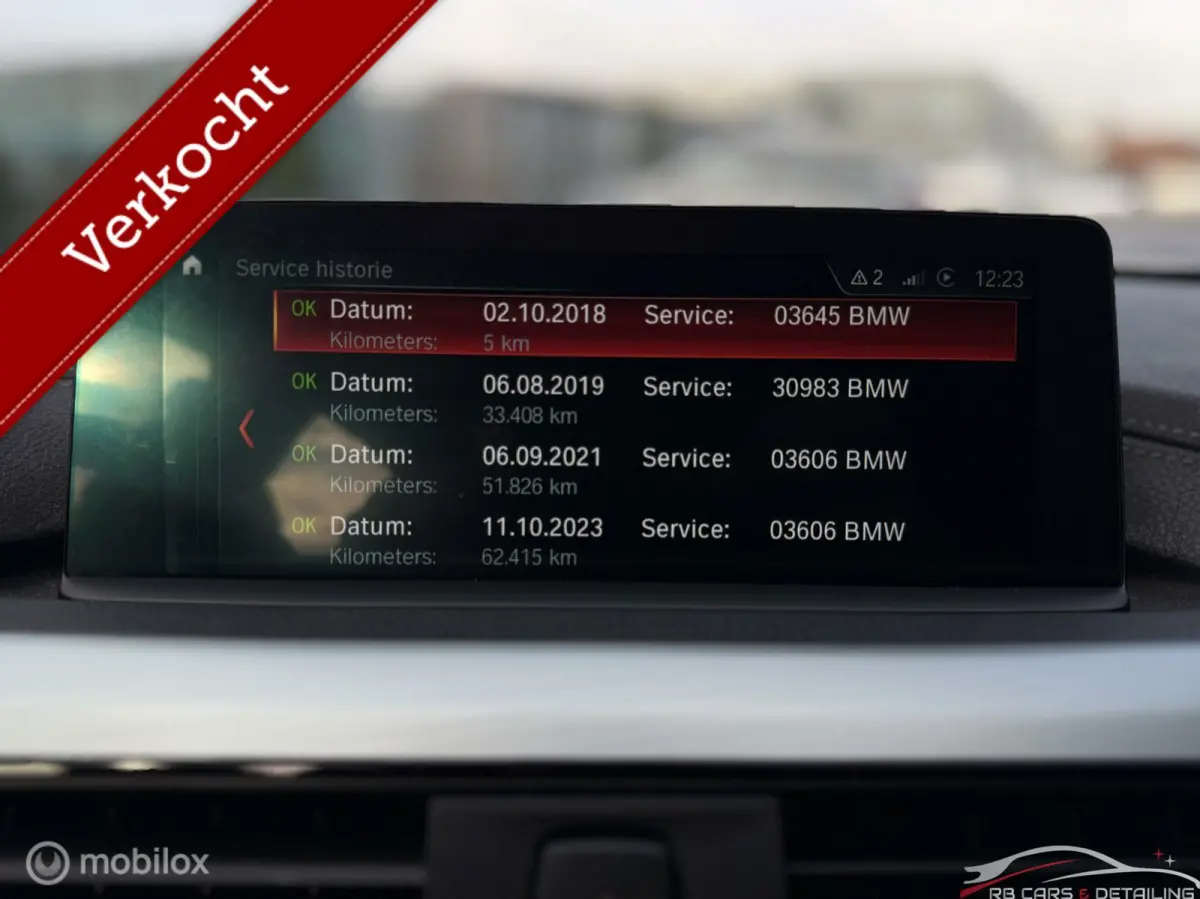 318i M Sport Edition, CarPlay, Leder, Dealerond