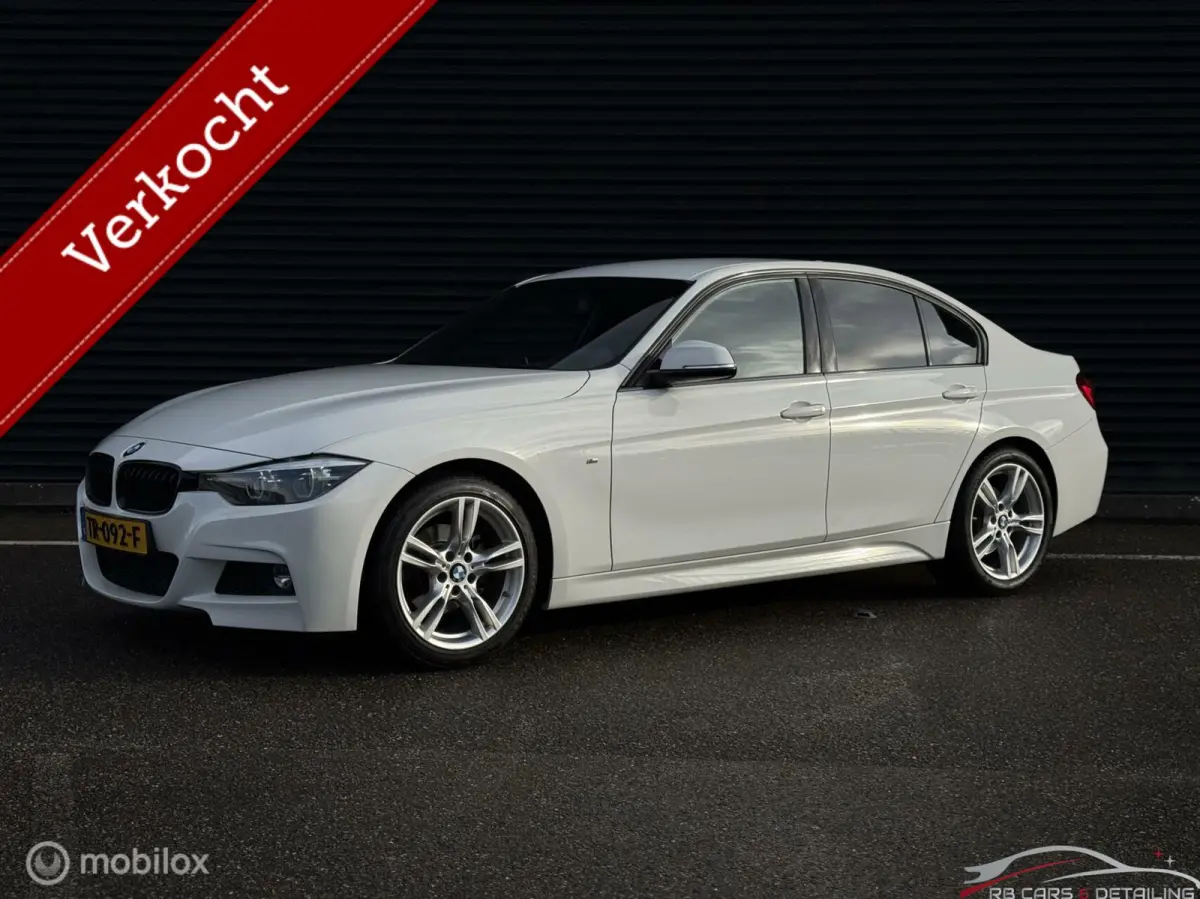 318i M Sport Edition, CarPlay, Leder, Dealerond