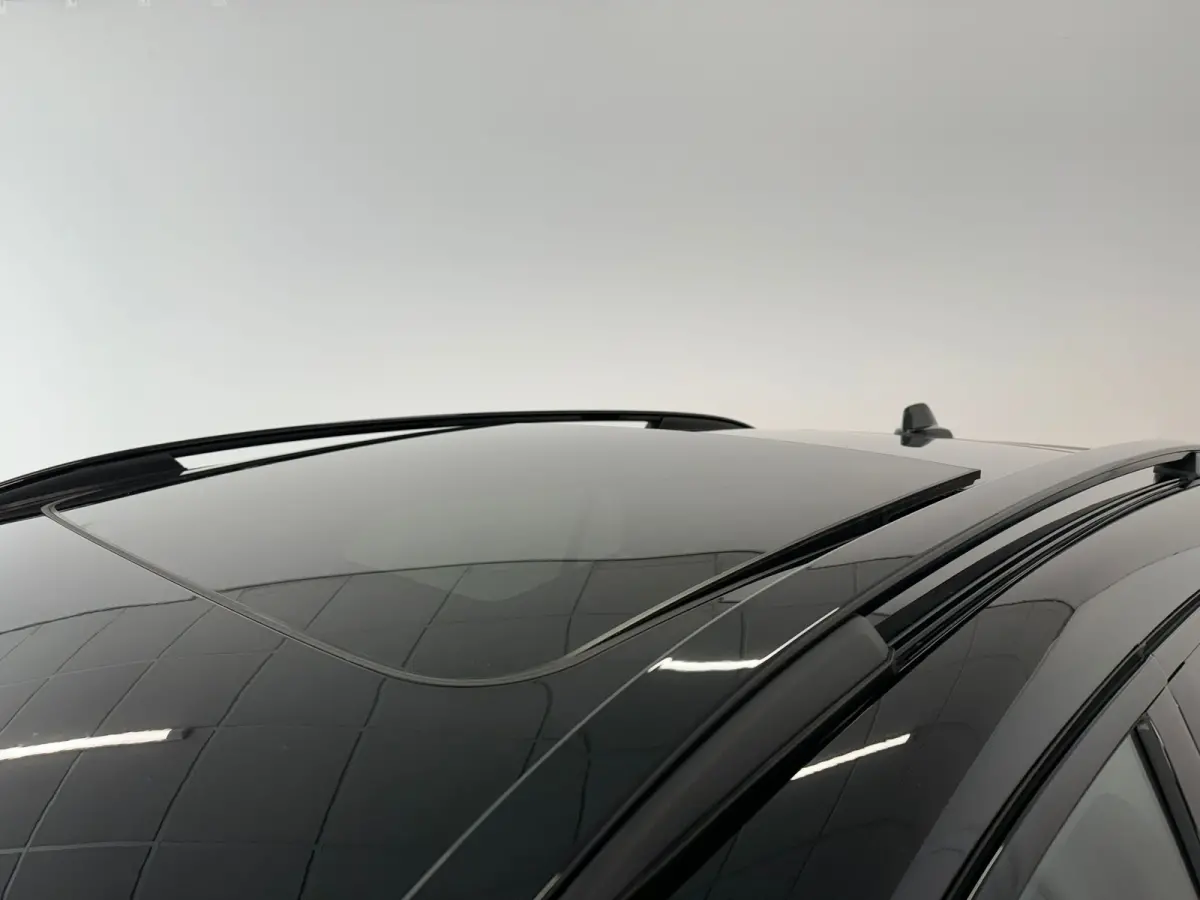 1.5 More | 360 Camera | Interieur voorverwarming | Panoramadak | Apple Carplay\Android Auto |
