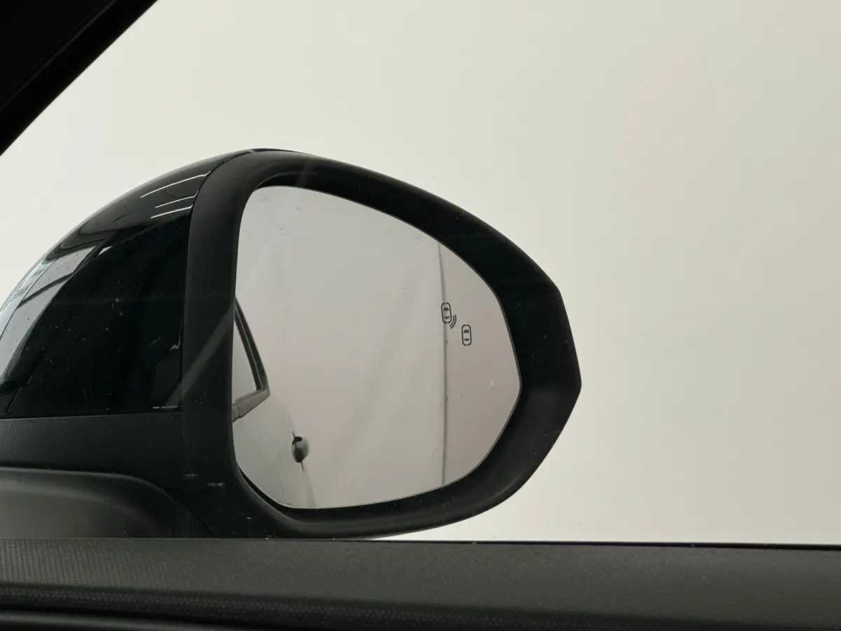 1.5 More | 360 Camera | Interieur voorverwarming | Panoramadak | Apple Carplay\Android Auto |