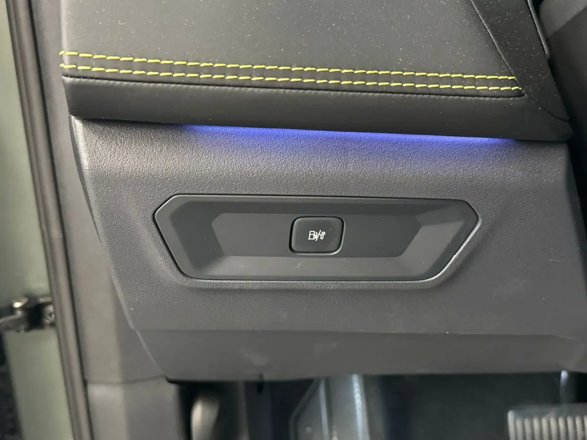 1.5 More | 360 Camera | Interieur voorverwarming | Panoramadak | Apple Carplay\Android Auto |