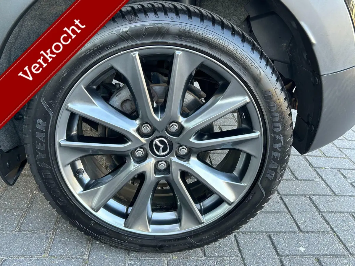 2.0 SkyActiv-G 120 GT-Luxury/ Alle opties!