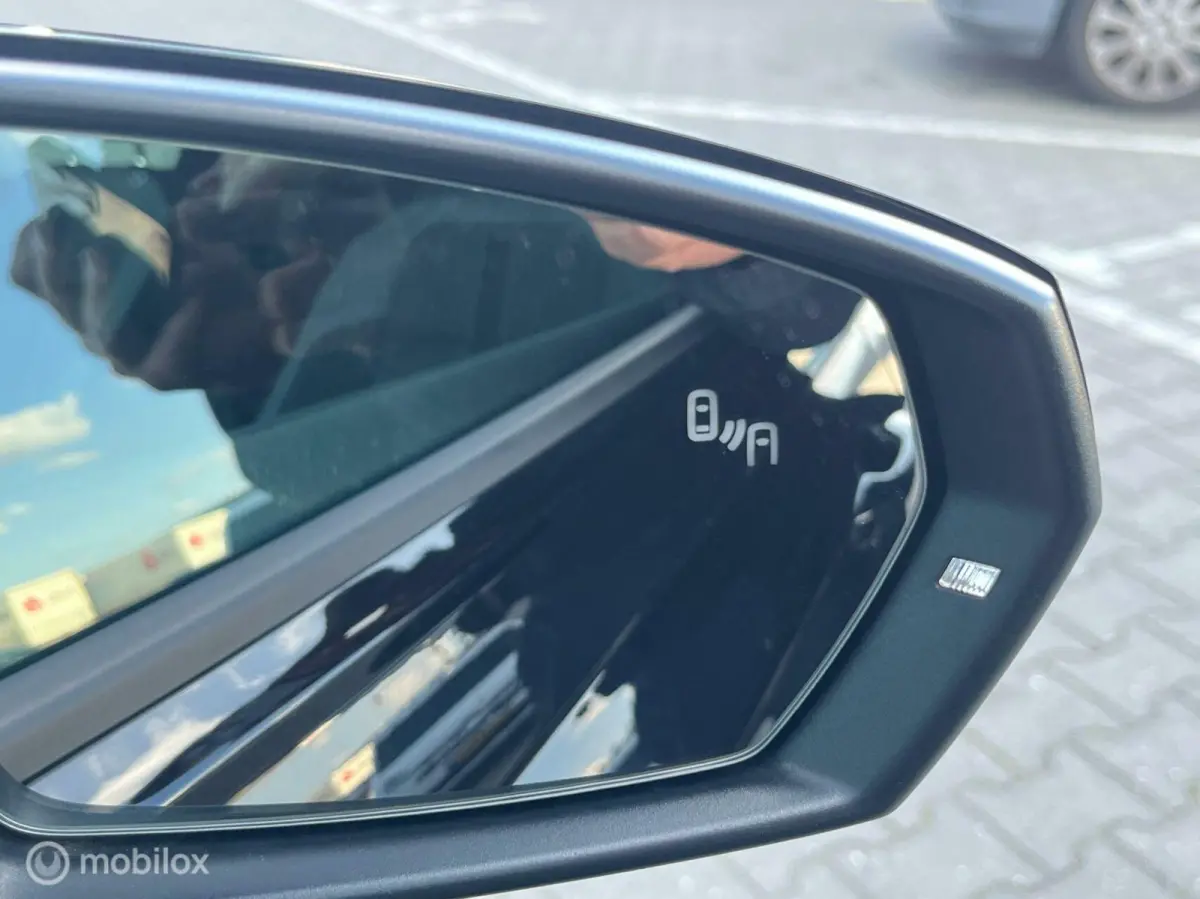 1.0 TSI R-Line DSG FABRIEKSGARANTIE 2027