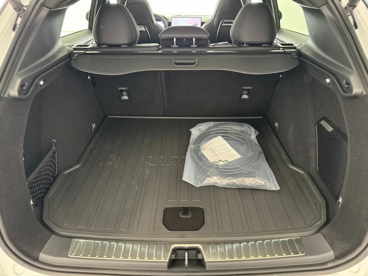 1.5 More | 360 Camera | Panoramadak | Apple Carplay\Android Auto | Stuurverwarming |
