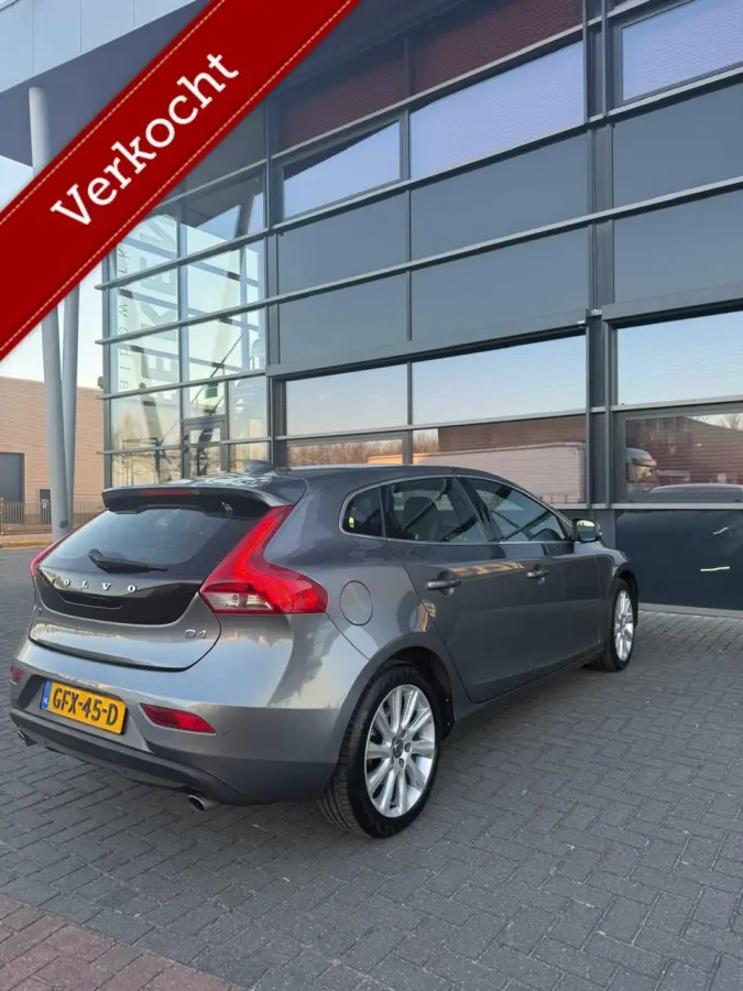 2.0 D4 Inscription/automaat/volleder/dodehoek/memory/ topstaat!