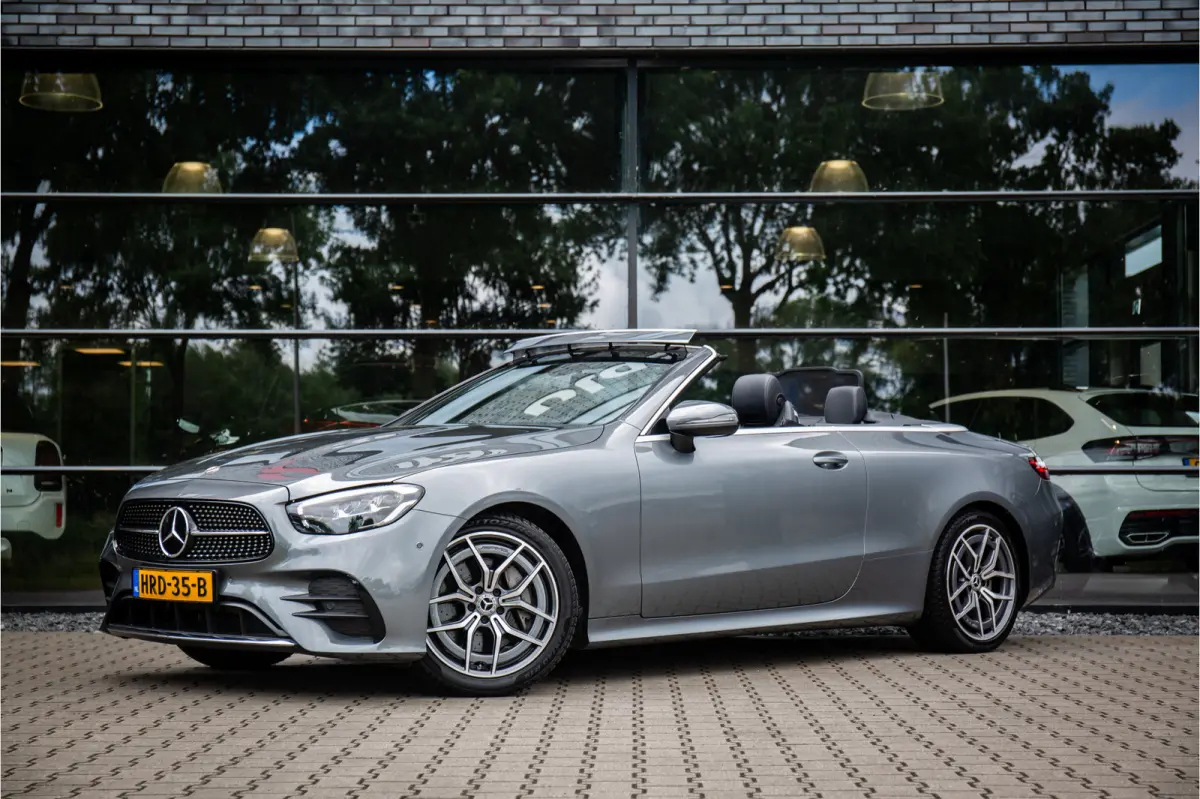 200 AMG Line , Sfeerverlichting, Stoel/nekverwarming, Leer, Camera