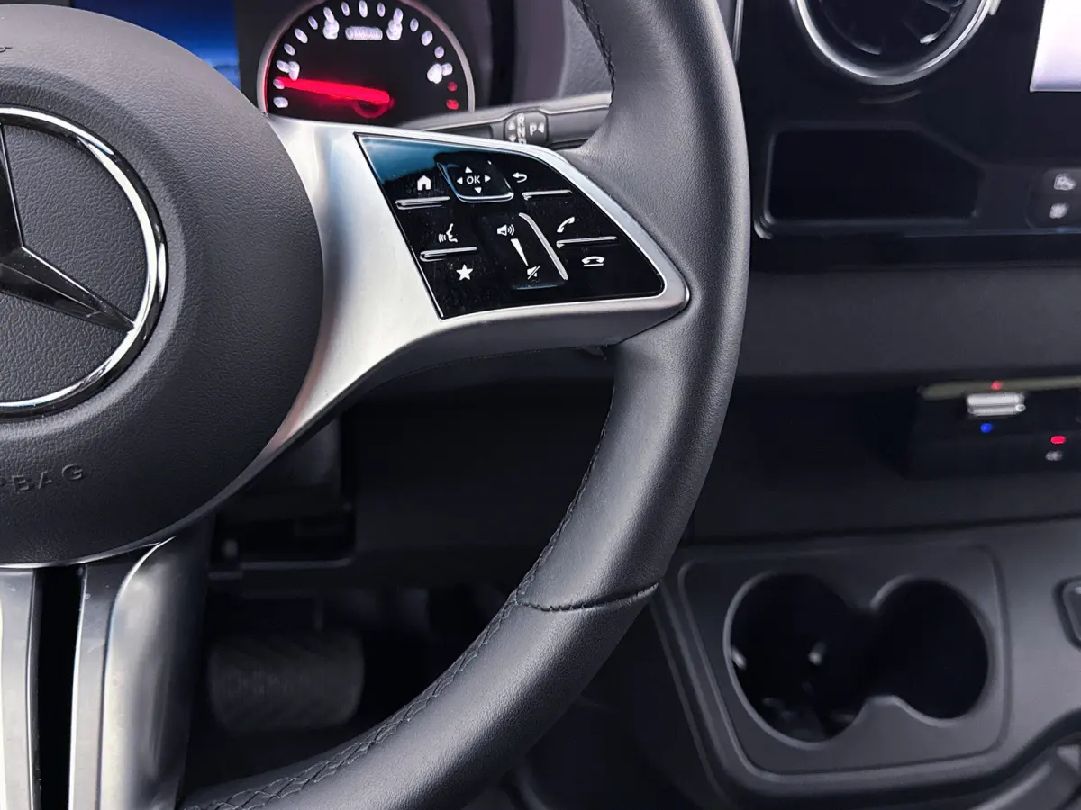 317 1.9 CDI L3H2 Navigatie Elektrische schuifdeur Adaptieve cruise control LED Achteruitrijcamera Betimmering Adaptieve Cruise Control
