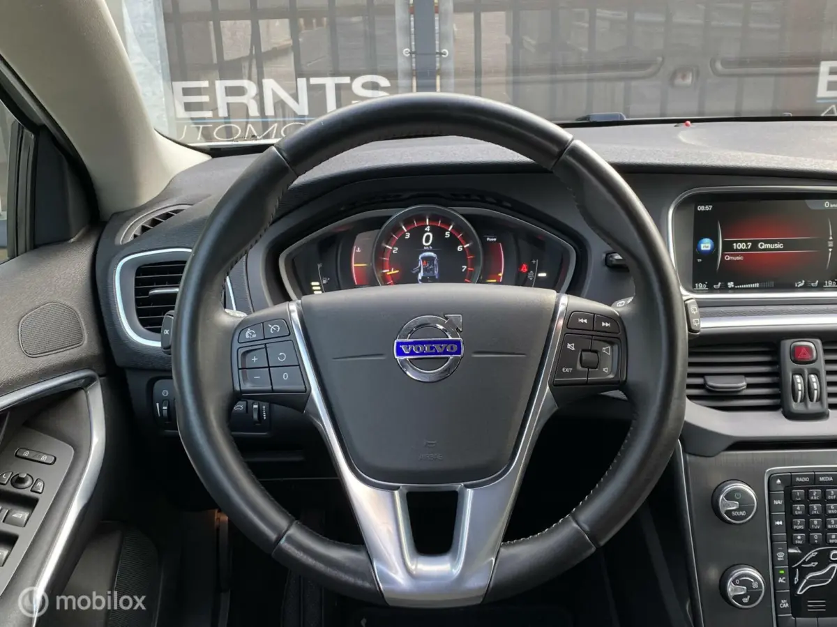 2.0 T2|Navigatie|Parkeersensoren|Digitaal Instrumentenpaneel