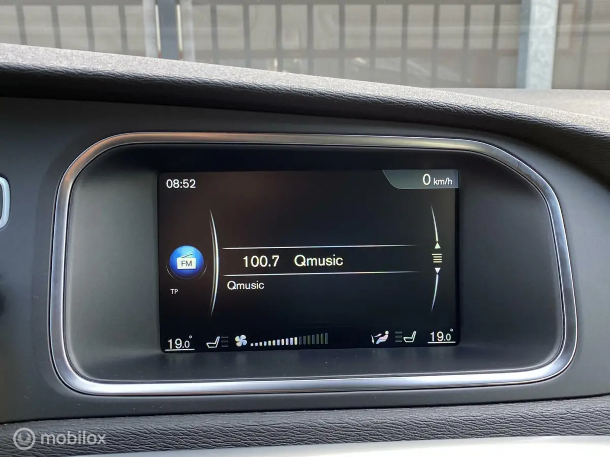 2.0 T2|Navigatie|Parkeersensoren|Digitaal Instrumentenpaneel