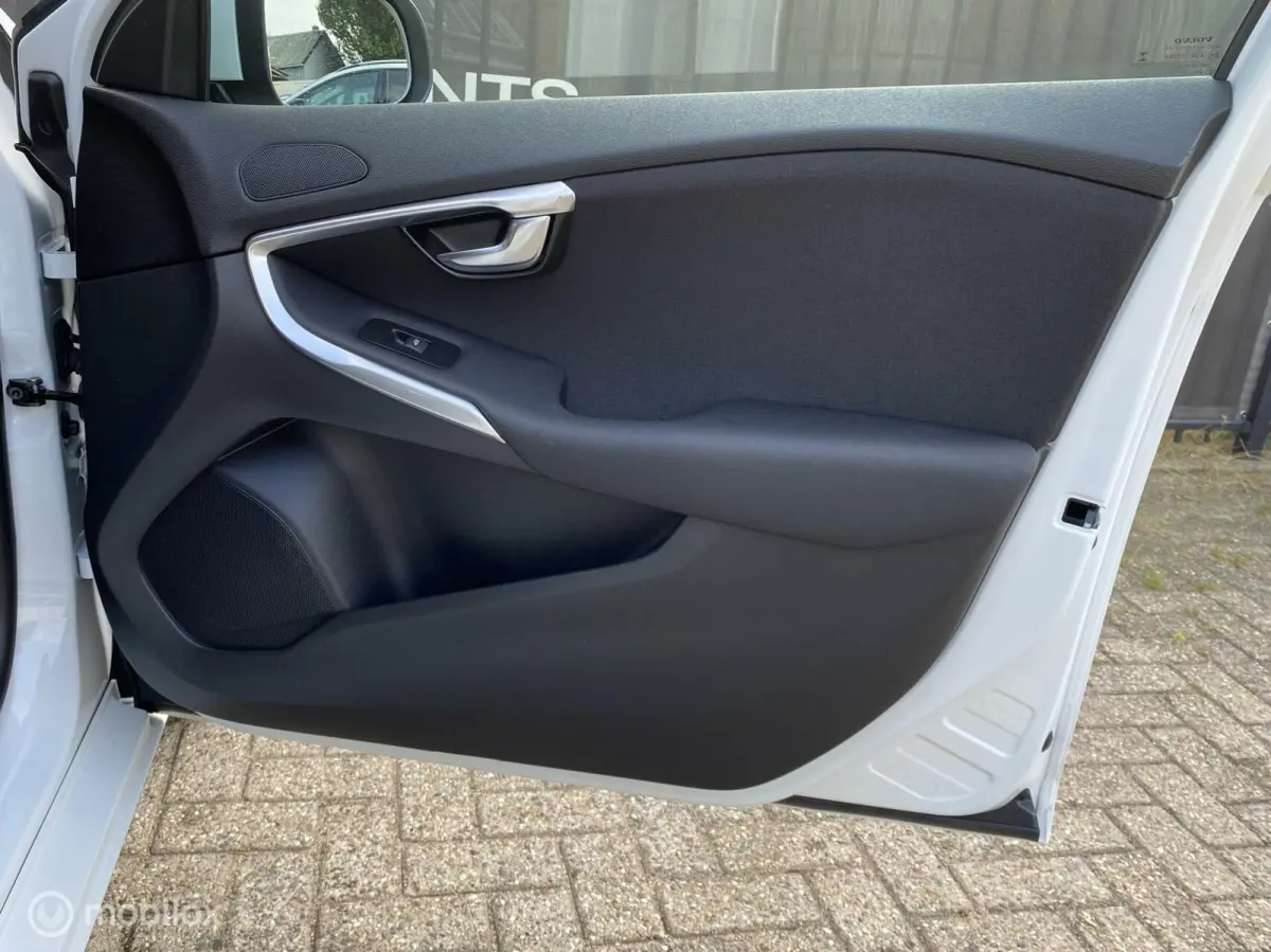 2.0 T2|Navigatie|Parkeersensoren|Digitaal Instrumentenpaneel